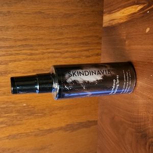 Skindinavia Makeup Finishing Spray